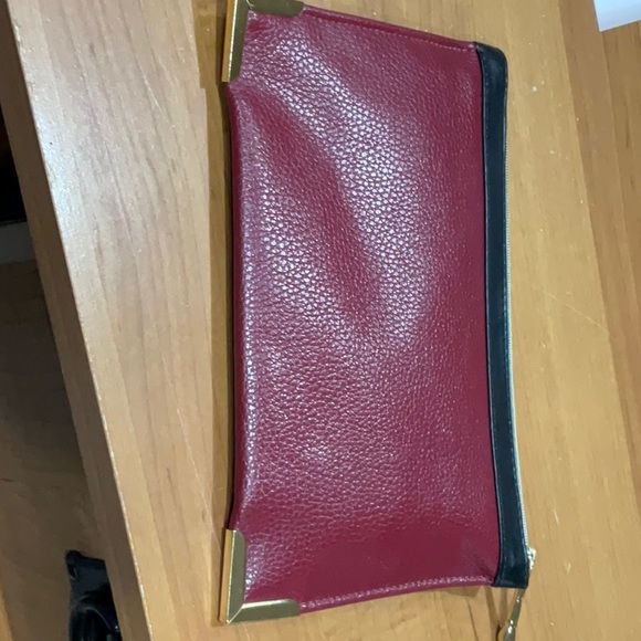 Sephora Collection Gold Edged Brush Set with Pouch. - Picture 7 of 10